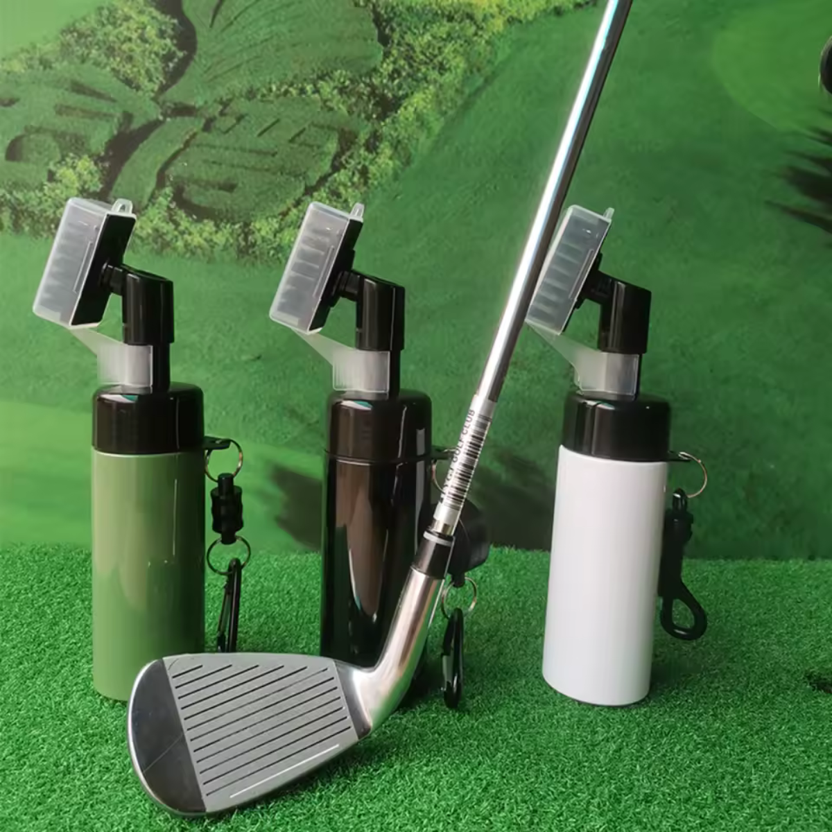 Club Brush - Bürste mit Anhäger und Wasserflasche